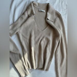 Abercrombie & Fitch Tan Ribbed V-Neck Sweater